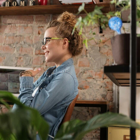 Relaxdays Bewässerungskugel 2er Set, Dosierte Bewässerung Pflanzen U. Blumen, Gießhilfe Büro, Urlaub, Ø 6 Cm, Glas, Gelb – Bild 3