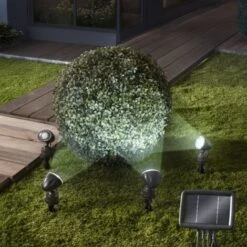 Solarstrahler Trio PIR Bewegungsmelder LED Solarleuchte Strahler, Esotec 102144